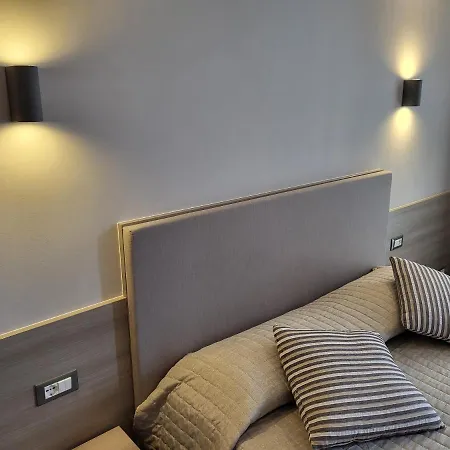 Hotel Garni Rosmari Brenzone sul Garda Exterior foto